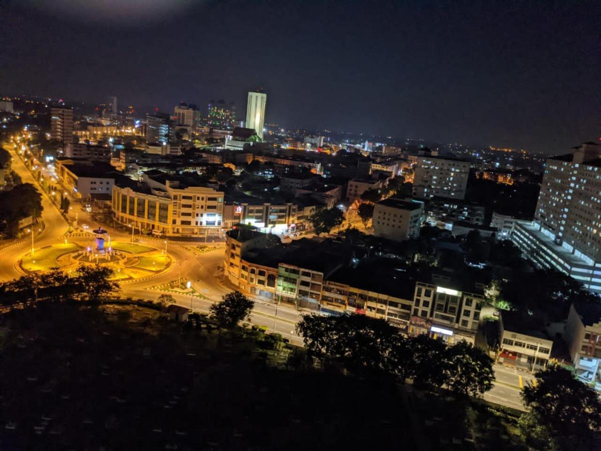 Looking For... A Staycation 瓜拉丁加奴 外观 照片